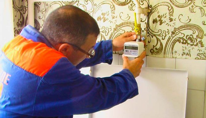 Срок службы газового счетчика и порядок замены в квартире и частном доме (фото)